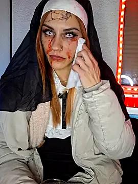 Freechat SlimBellaa on StripChat