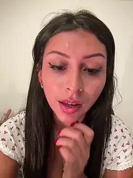 Freechat sweetAli_ on StripChat