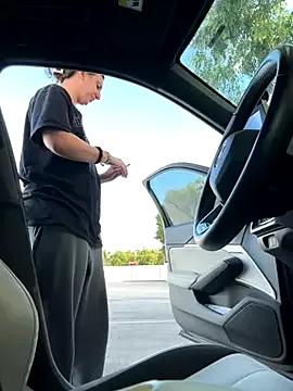 StripChat sweetsirenn is Freechat sweetsirenn — anal plug at beach