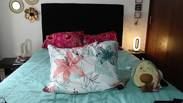 Freechat TatianaMonteross on StripChat