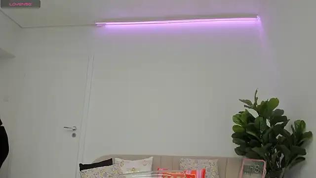 Freechat TiaBelle on StripChat