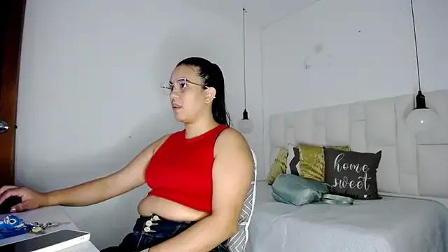 Freechat tiffany__pink on StripChat