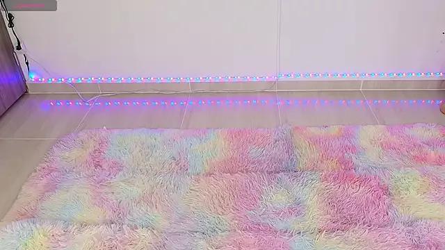 Freechat Vivi_luv on StripChat