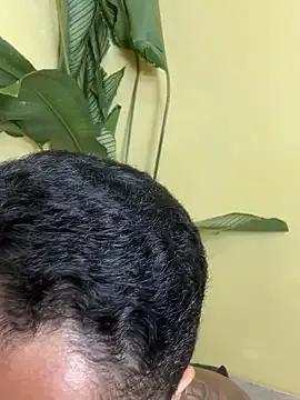 Freechat xbigpeach on StripChat