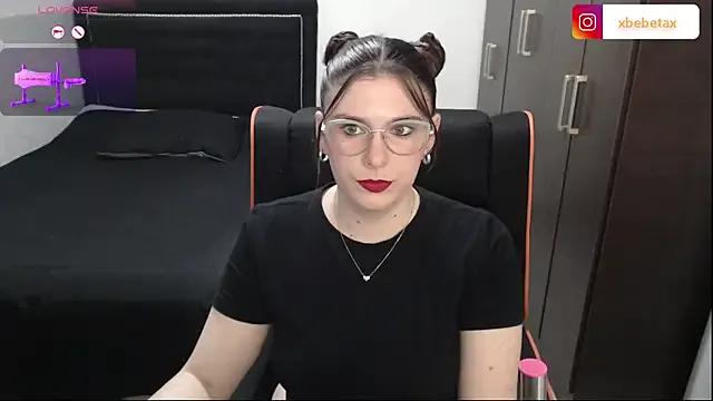 Freechat xxbbtaa on StripChat