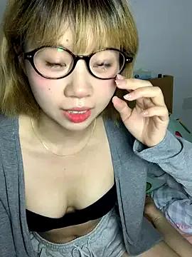 Freechat zhaomosheng125216 on StripChat